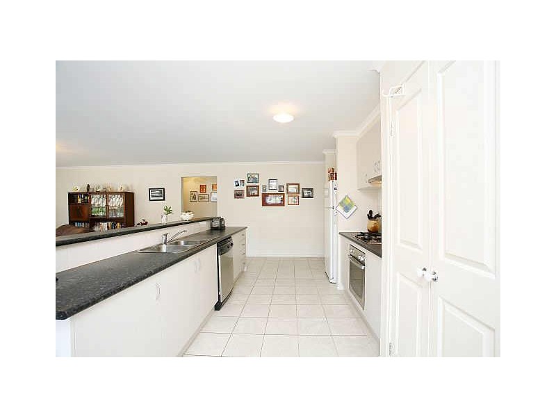 32 Brookland Greens Boulevard, Cranbourne VIC 3977