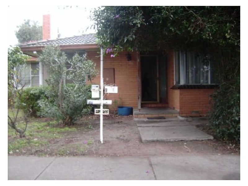 9 Lurline Street, Cranbourne VIC 3977