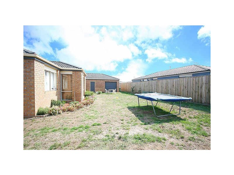 Cranbourne VIC 3977