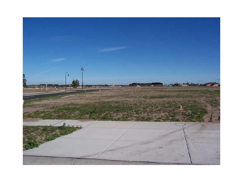 Lot 1107 Banfield Place, Lyndhurst VIC 3975
