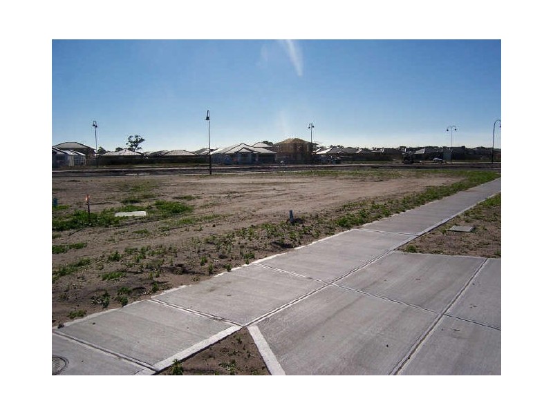 Lot 1119 Banfield Place, Lyndhurst VIC 3975