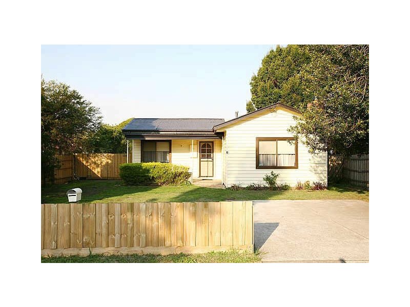 6 Taylor Street, Cranbourne VIC 3977