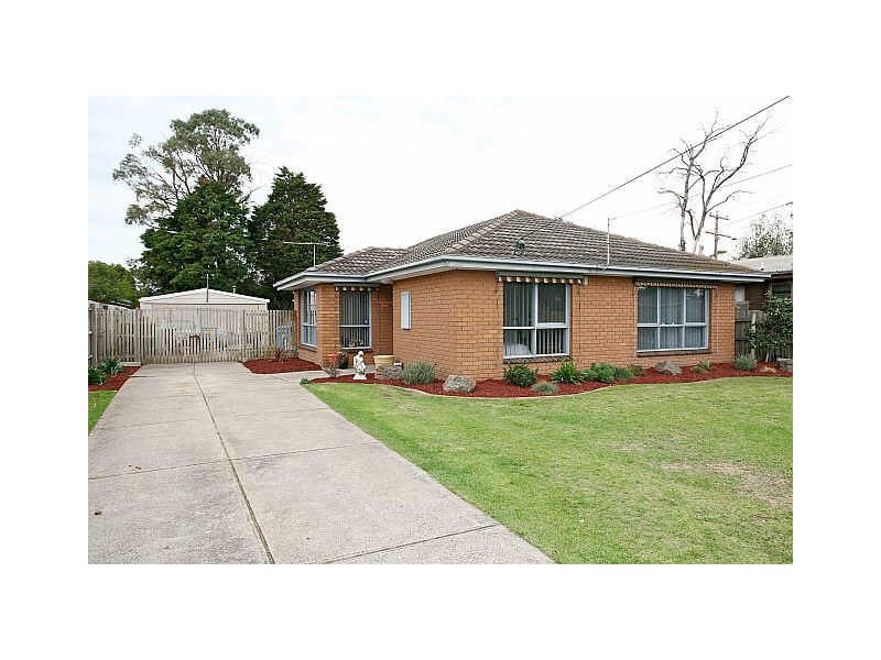 4 Delmont Court, Cranbourne VIC 3977