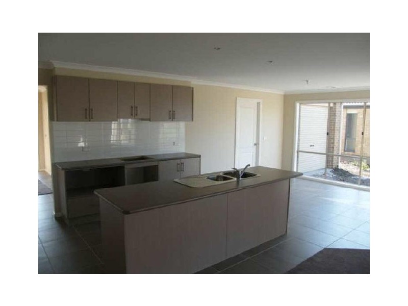 Lot 719 Flash Dan Drive, Clyde VIC 3978