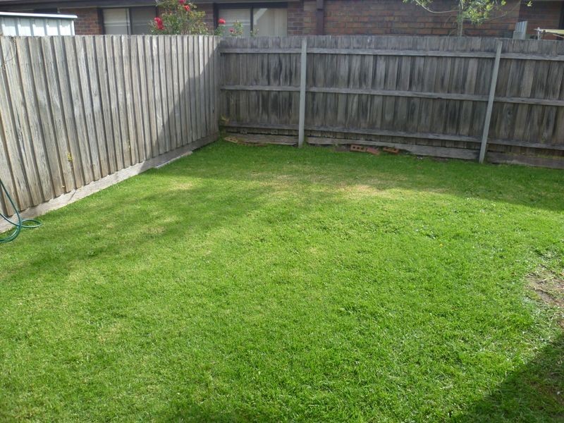 3/15 Walter Street, Cranbourne VIC 3977