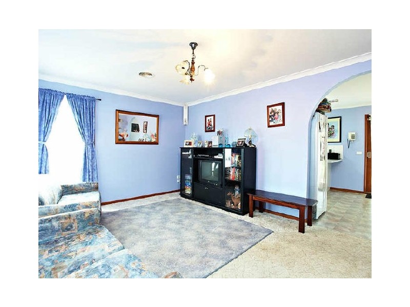 63 Willora Crescent, Cranbourne VIC 3977