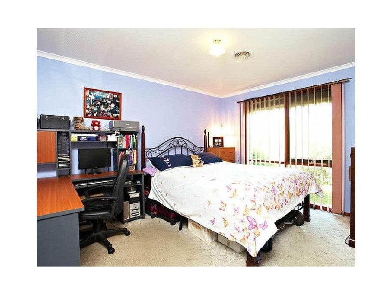 63 Willora Crescent, Cranbourne VIC 3977