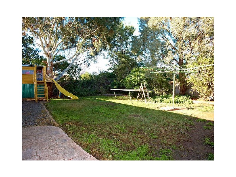 63 Willora Crescent, Cranbourne VIC 3977