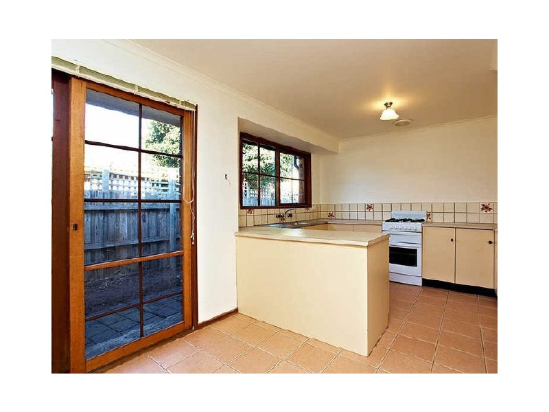 14 Evelyne Avenue, Cranbourne VIC 3977