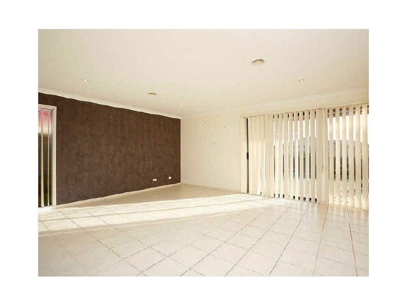 19 Sharyn Street, Cranbourne VIC 3977