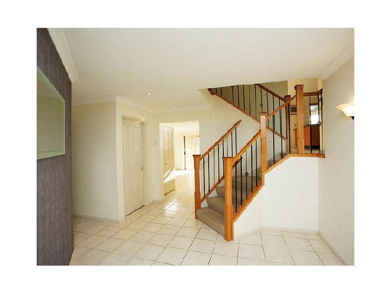 19 Sharyn Street, Cranbourne VIC 3977