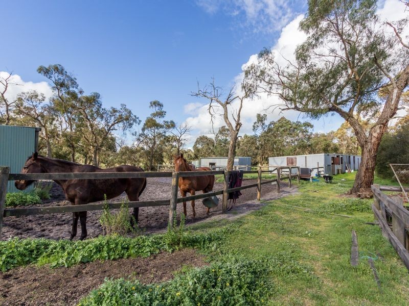 695 North Road, Cranbourne South VIC 3977