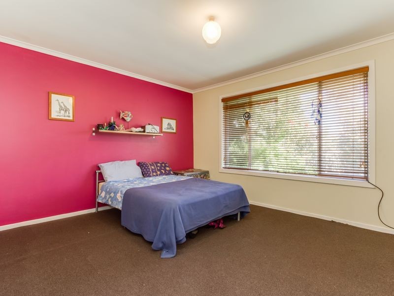 695 North Road, Cranbourne South VIC 3977