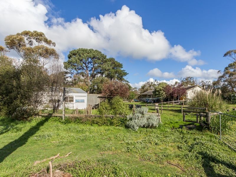 695 North Road, Cranbourne South VIC 3977