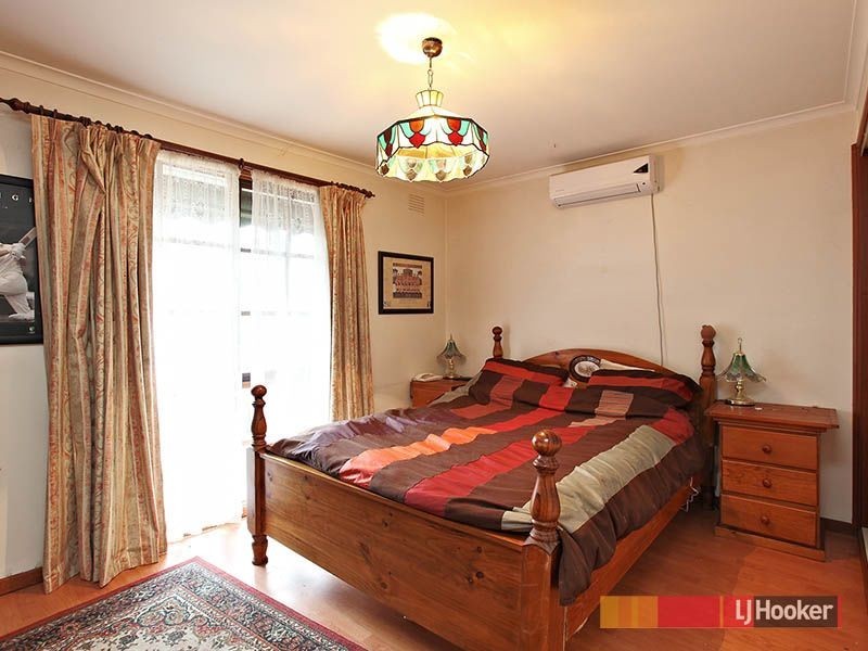 123 Endeavour Drive, Cranbourne North VIC 3977