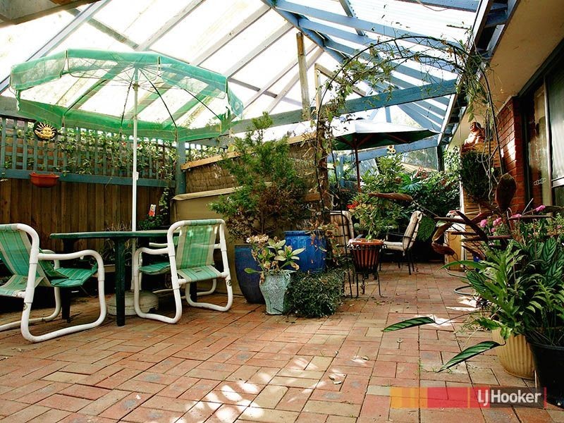 123 Endeavour Drive, Cranbourne North VIC 3977