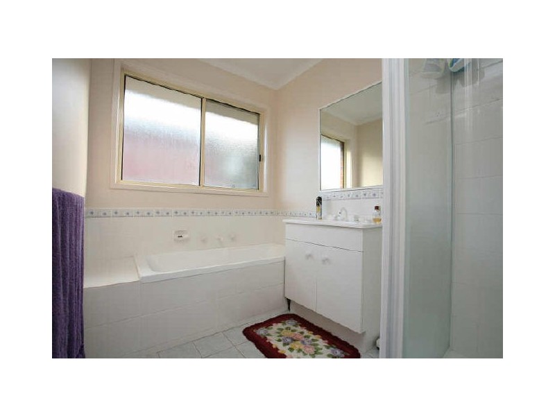 7/2 Allington Place, Langwarrin VIC 3910