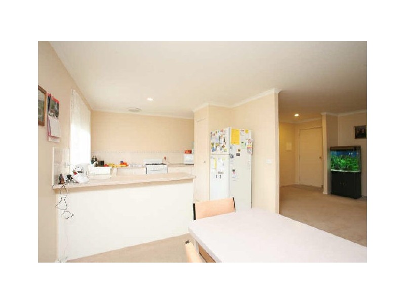 7/2 Allington Place, Langwarrin VIC 3910