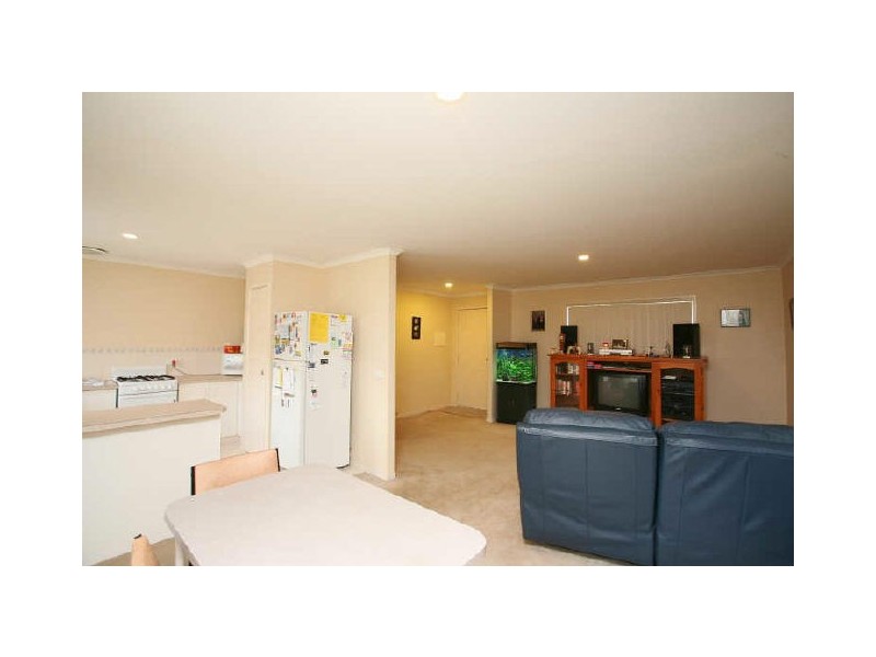 7/2 Allington Place, Langwarrin VIC 3910