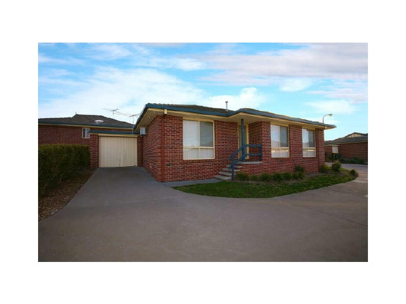 7/2 Allington Place, Langwarrin VIC 3910