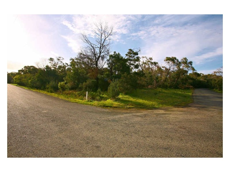 5 Albatross Court, Cannons Creek VIC 3977