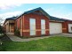 4 Oak Post Place, Cranbourne East VIC 3977