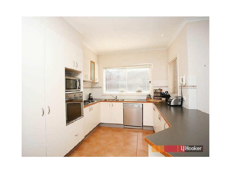 51 Amhurst Drive, Narre Warren South VIC 3805