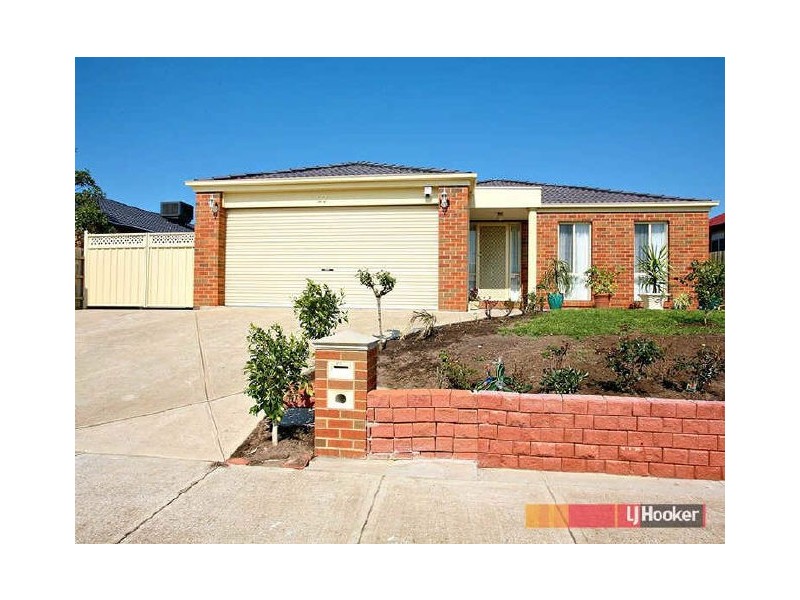 27 Breamlea Way, Cranbourne VIC 3977
