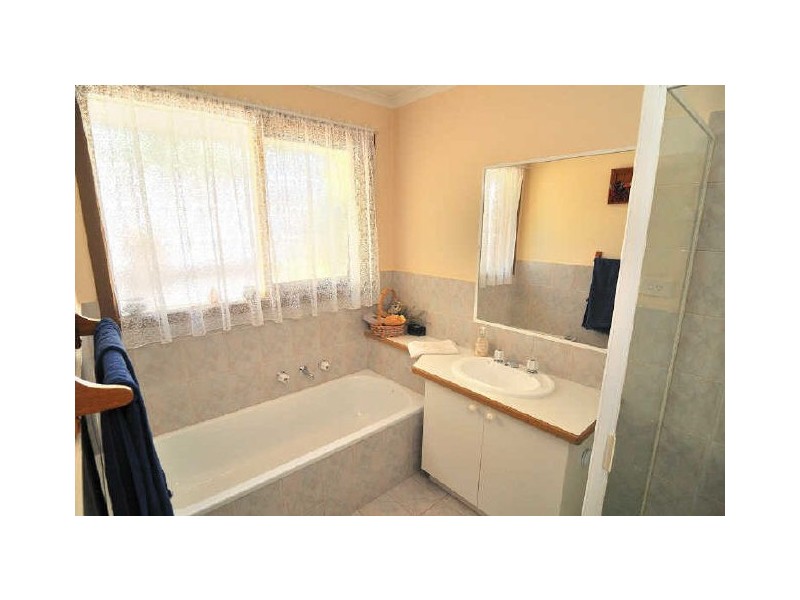 13 Franks Way, Cranbourne North VIC 3977