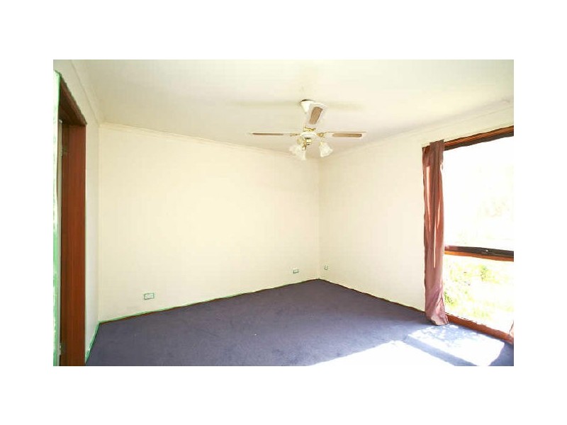 16 Arnold Street, Cranbourne VIC 3977