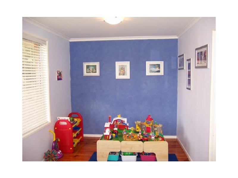 13 Dunbar Avenue, Cranbourne VIC 3977