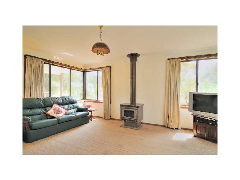 90 Craig Road, Devon Meadows VIC 3977