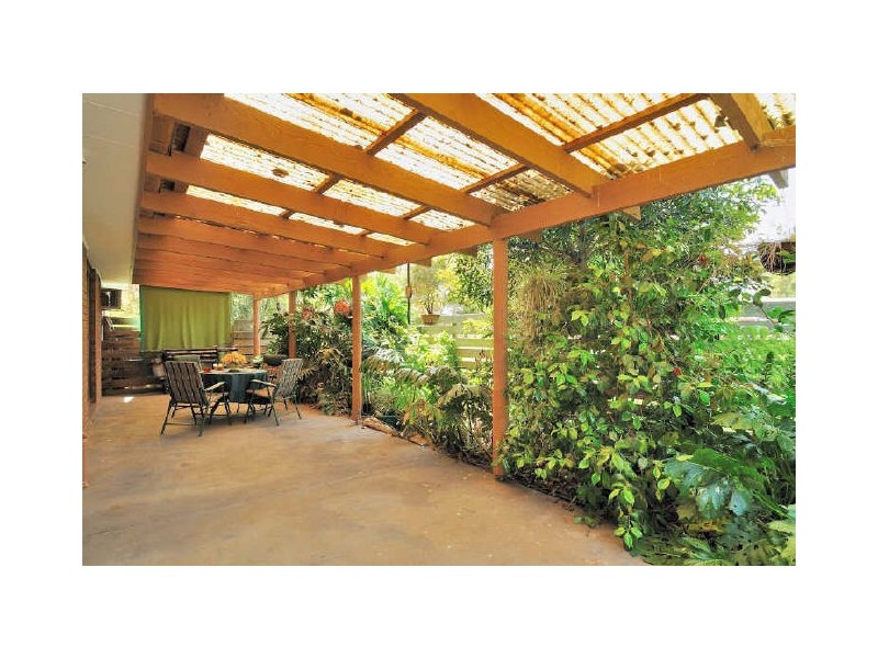 90 Craig Road, Devon Meadows VIC 3977