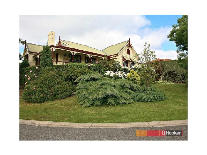 12 Balmoral Court, Frankston South VIC 3199