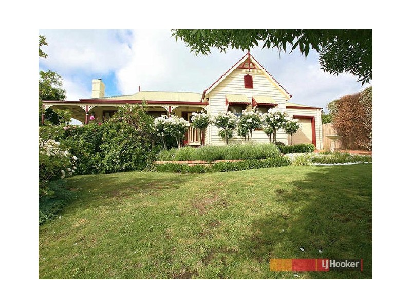 12 Balmoral Court, Frankston South VIC 3199