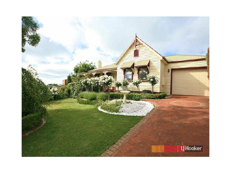 12 Balmoral Court, Frankston South VIC 3199