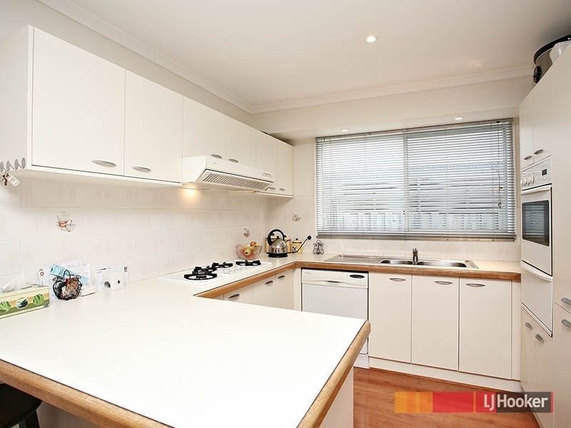 50 Hamilton Drive, Cranbourne North VIC 3977