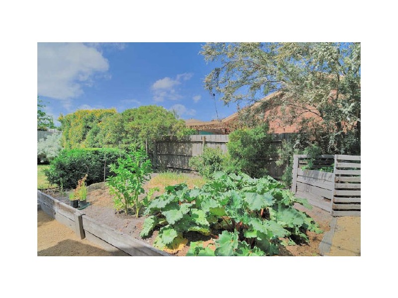 Cranbourne North VIC 3977