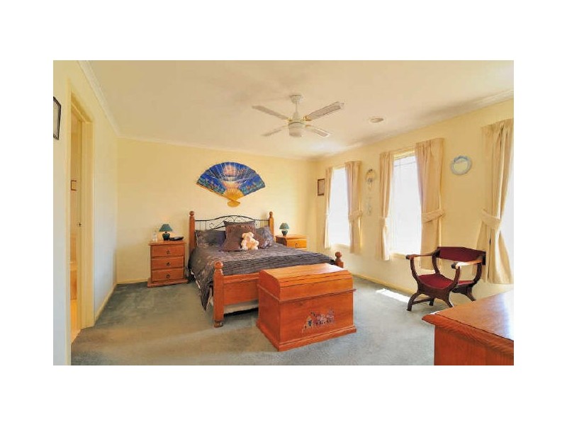 188 – 190 Ormond Road, Narre Warren South VIC 3805