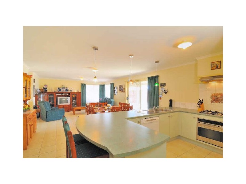 190 Ormond Road, Narre Warren South VIC 3805