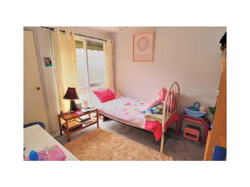 151 Courtenay Avenue, Cranbourne North VIC 3977