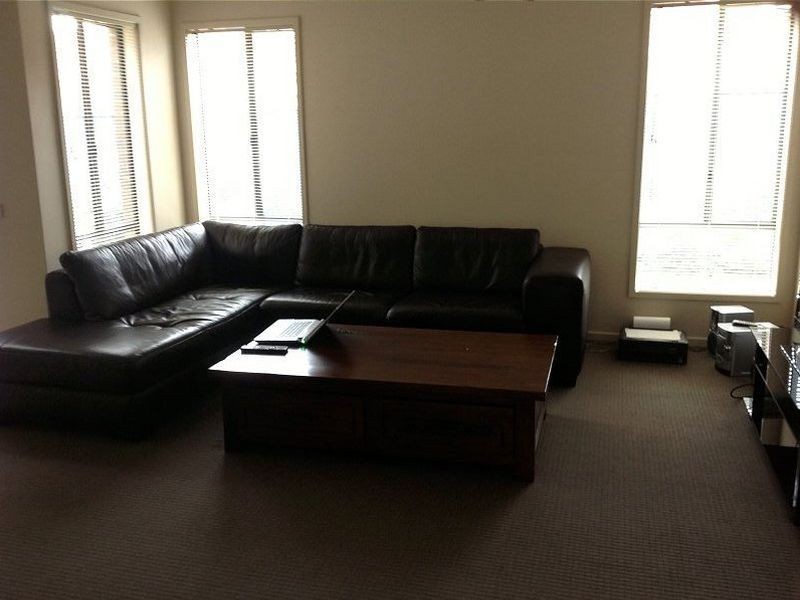 3 Dealbata Lane, Pakenham VIC 3810