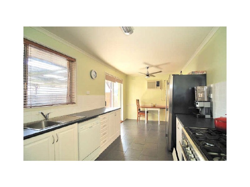 6 Ardmore Street, Cranbourne VIC 3977