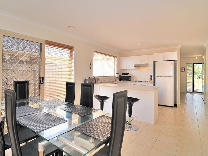 3 Sunbird Avenue, Cranbourne VIC 3977