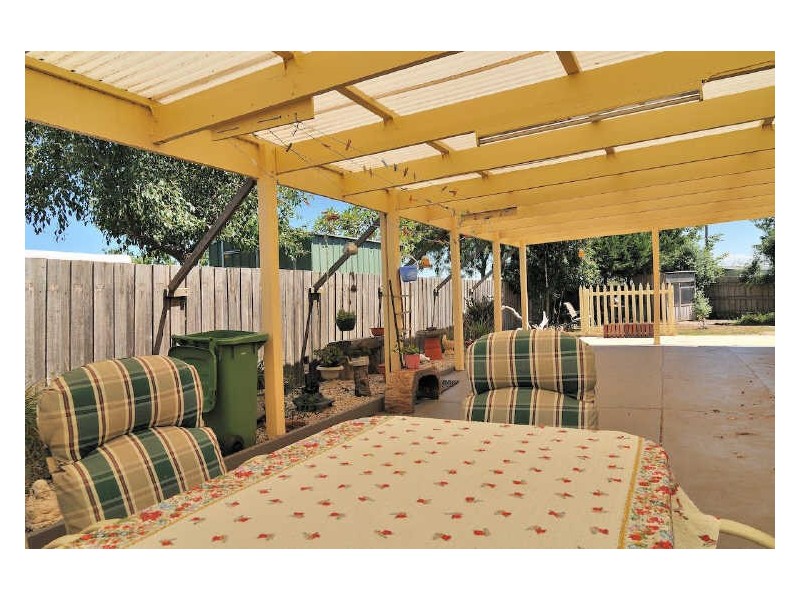 20 Yaltara Close, Cranbourne VIC 3977