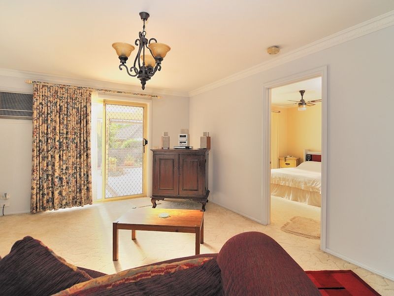 8 Tamworth Court, Cranbourne VIC 3977