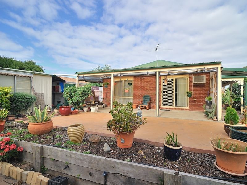 8 Tamworth Court, Cranbourne VIC 3977