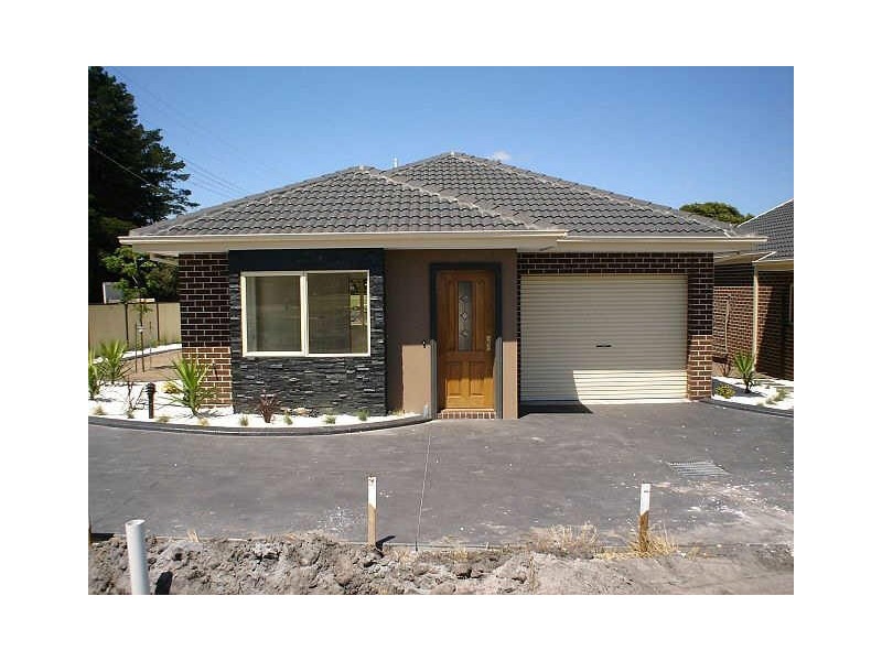 Junction Village VIC 3977