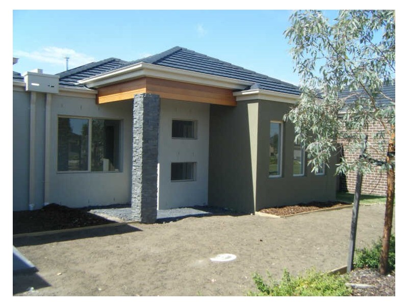 174/ Tranquil Lane, Cranbourne East VIC 3977