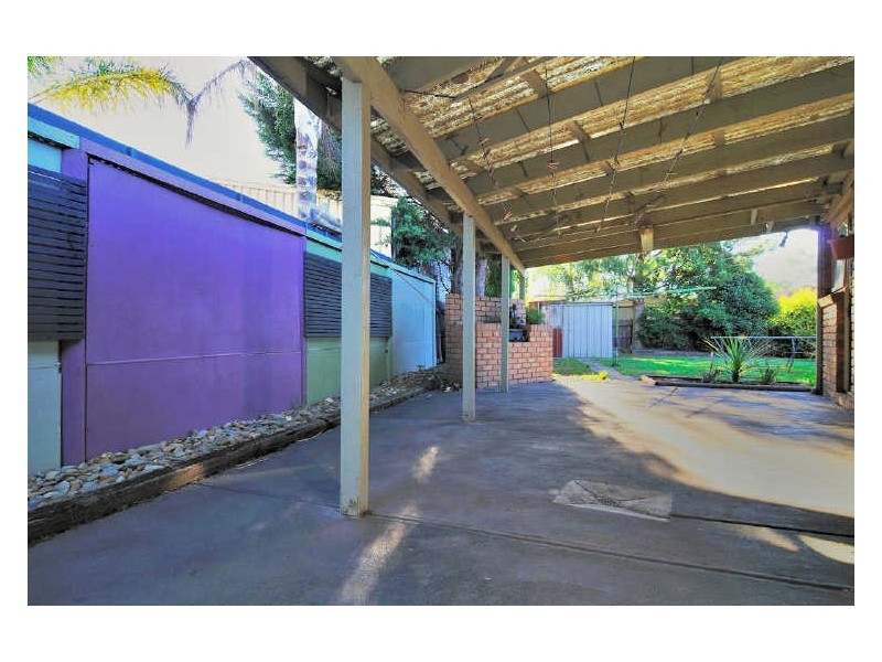 110 Lesdon Avenue, Cranbourne VIC 3977